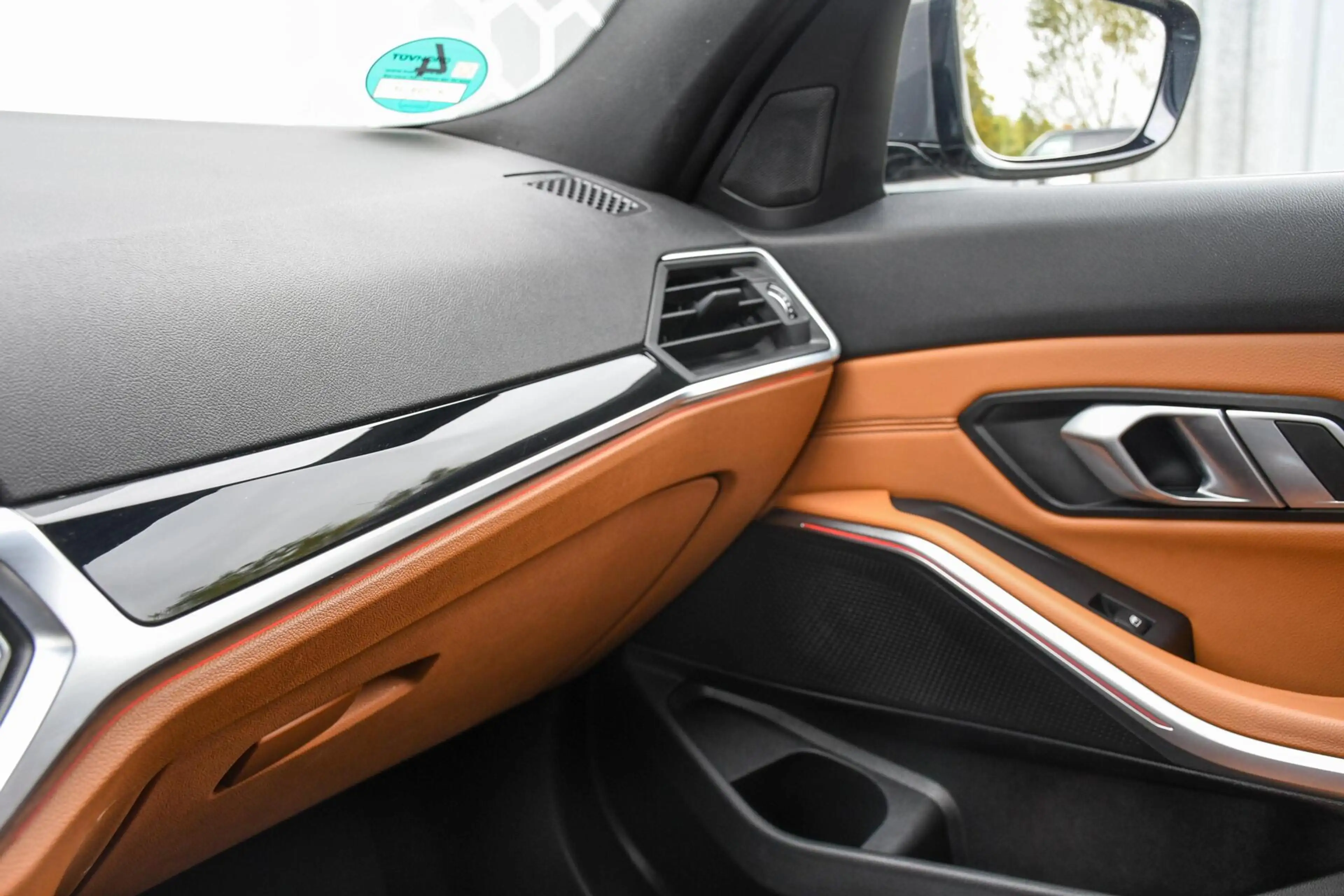 BMW 320 3-serie Touring 320i High Executive Leer LED NAP M — photo 28