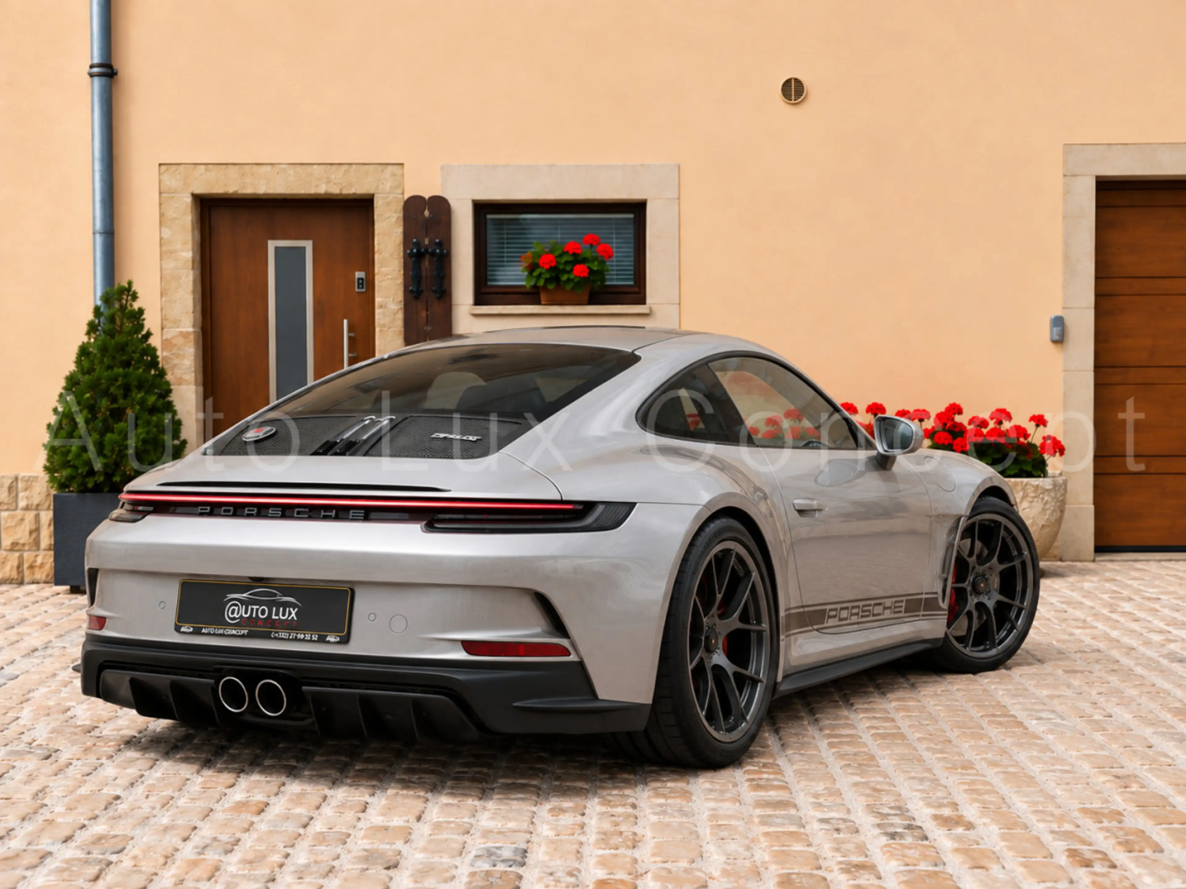 Porsche 992 911 S/T GT-silber/PCCB/Matrix/BOSE/Kamera — photo 4