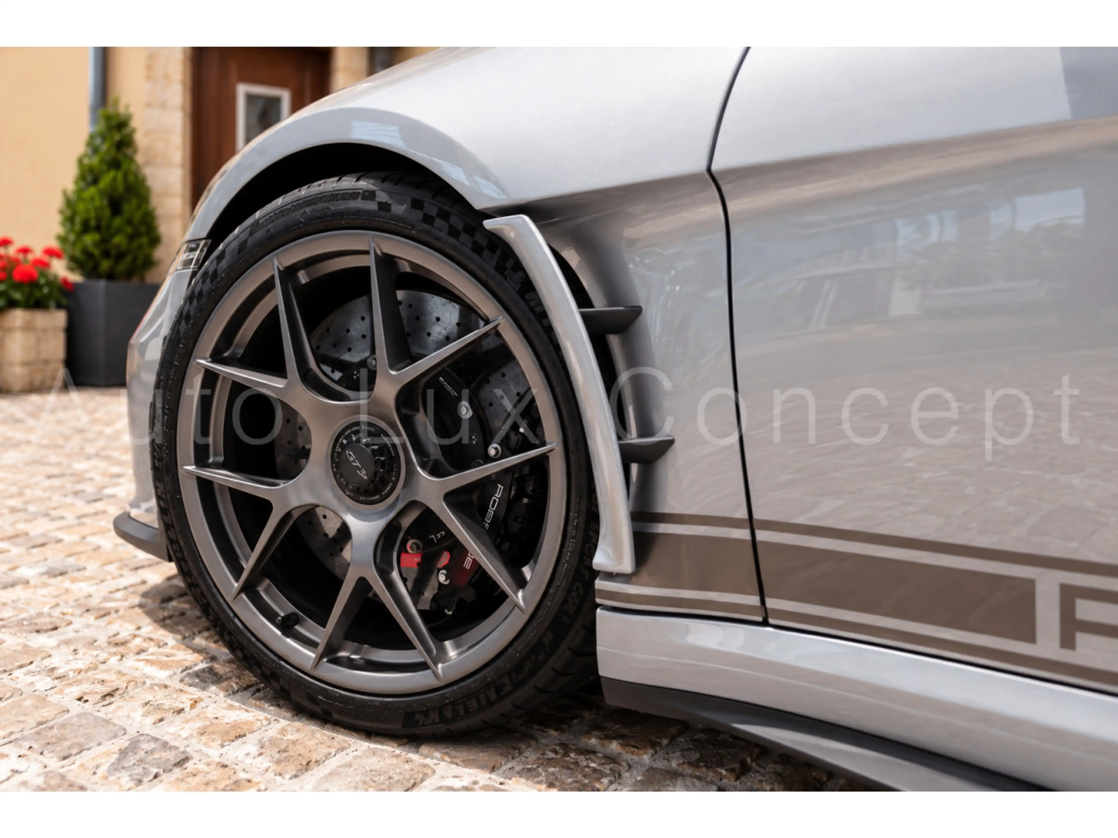 Porsche 992 911 S/T GT-silber/PCCB/Matrix/BOSE/Kamera — photo 6