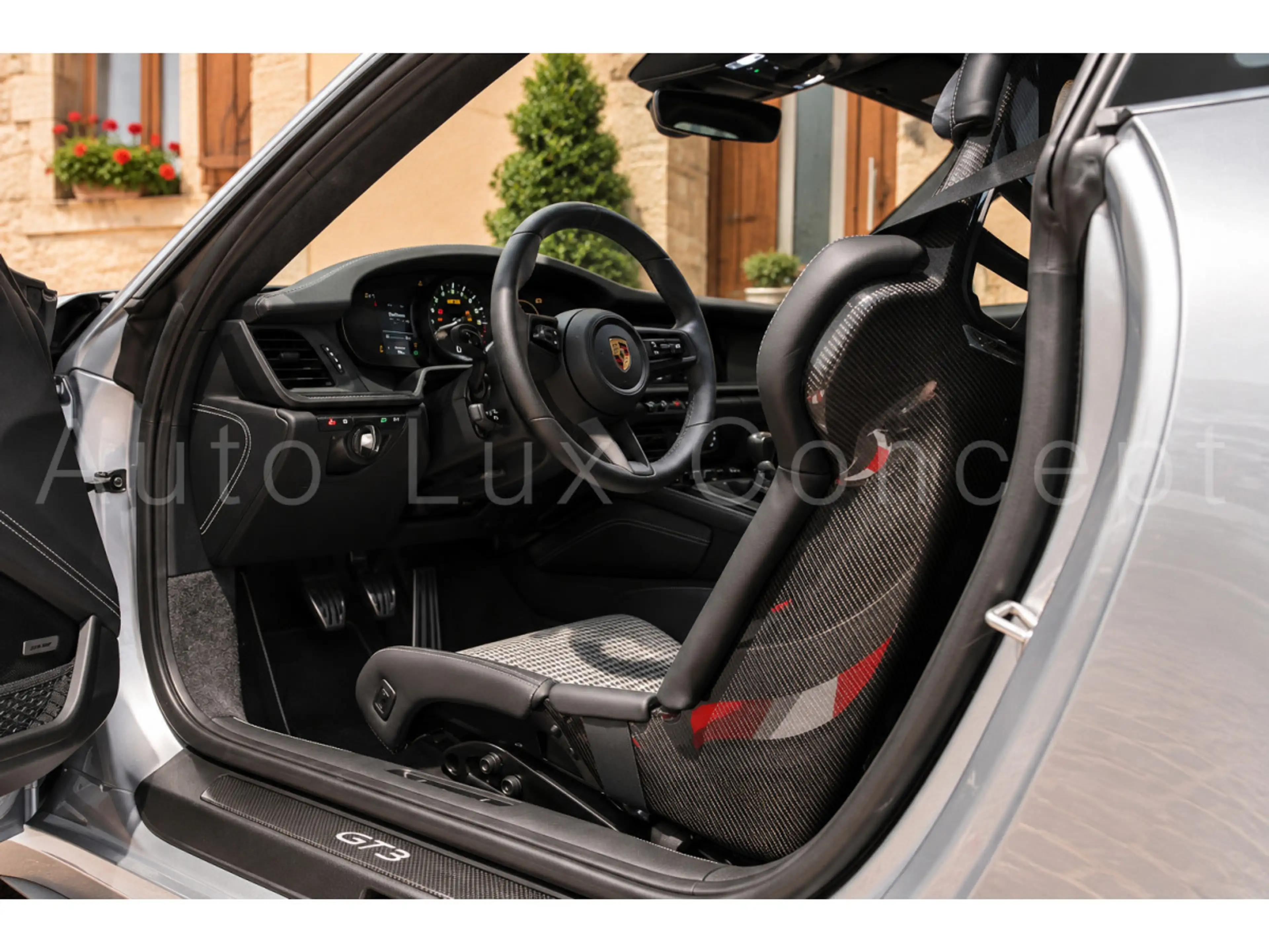 Porsche 992 911 S/T GT-silber/PCCB/Matrix/BOSE/Kamera — photo 8