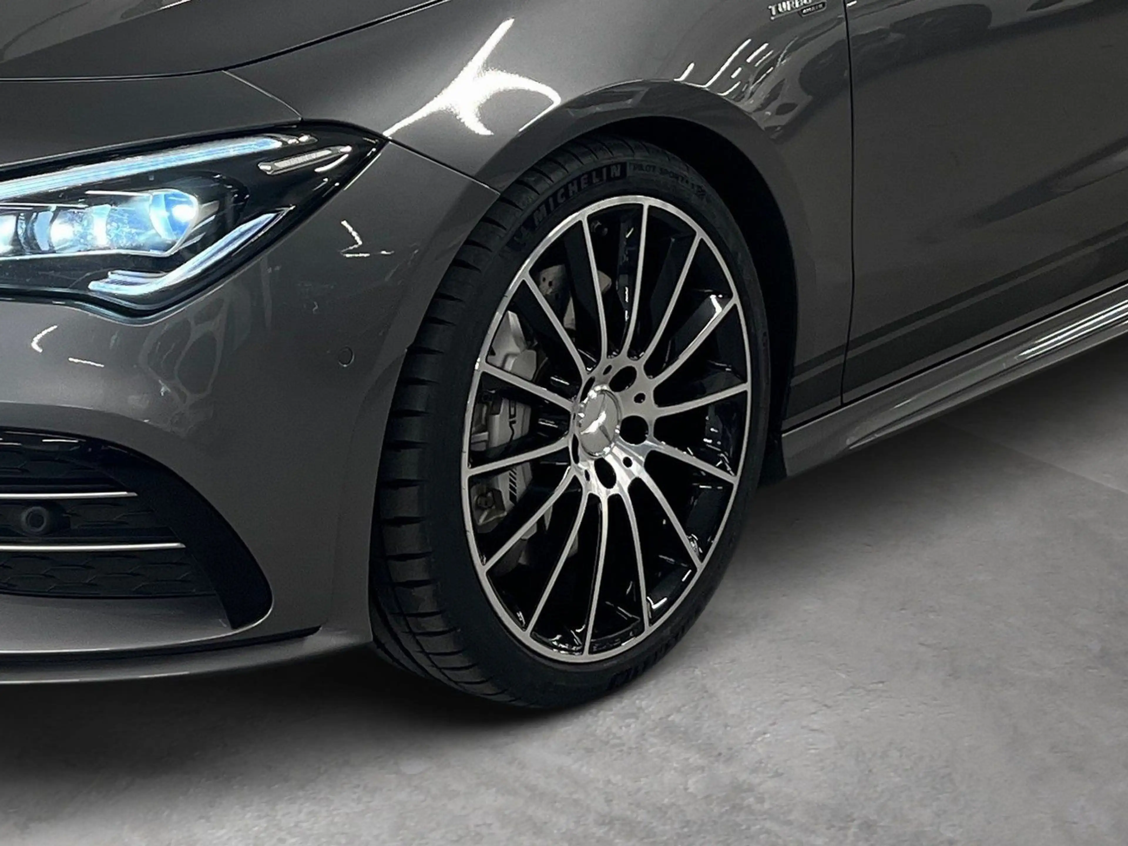 Mercedes-Benz CLA 35 AMG 4M*Pano*Burmester*Distro*360*MLB*Ride — photo 6