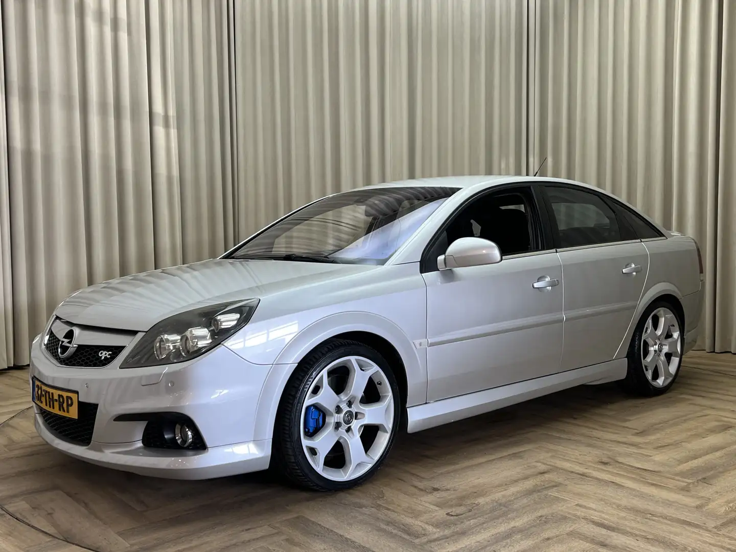 Opel Vectra GTS 2.8 V6 OPC *Leder Recaro* Handbak, 256PK, Stoe Gris - 2