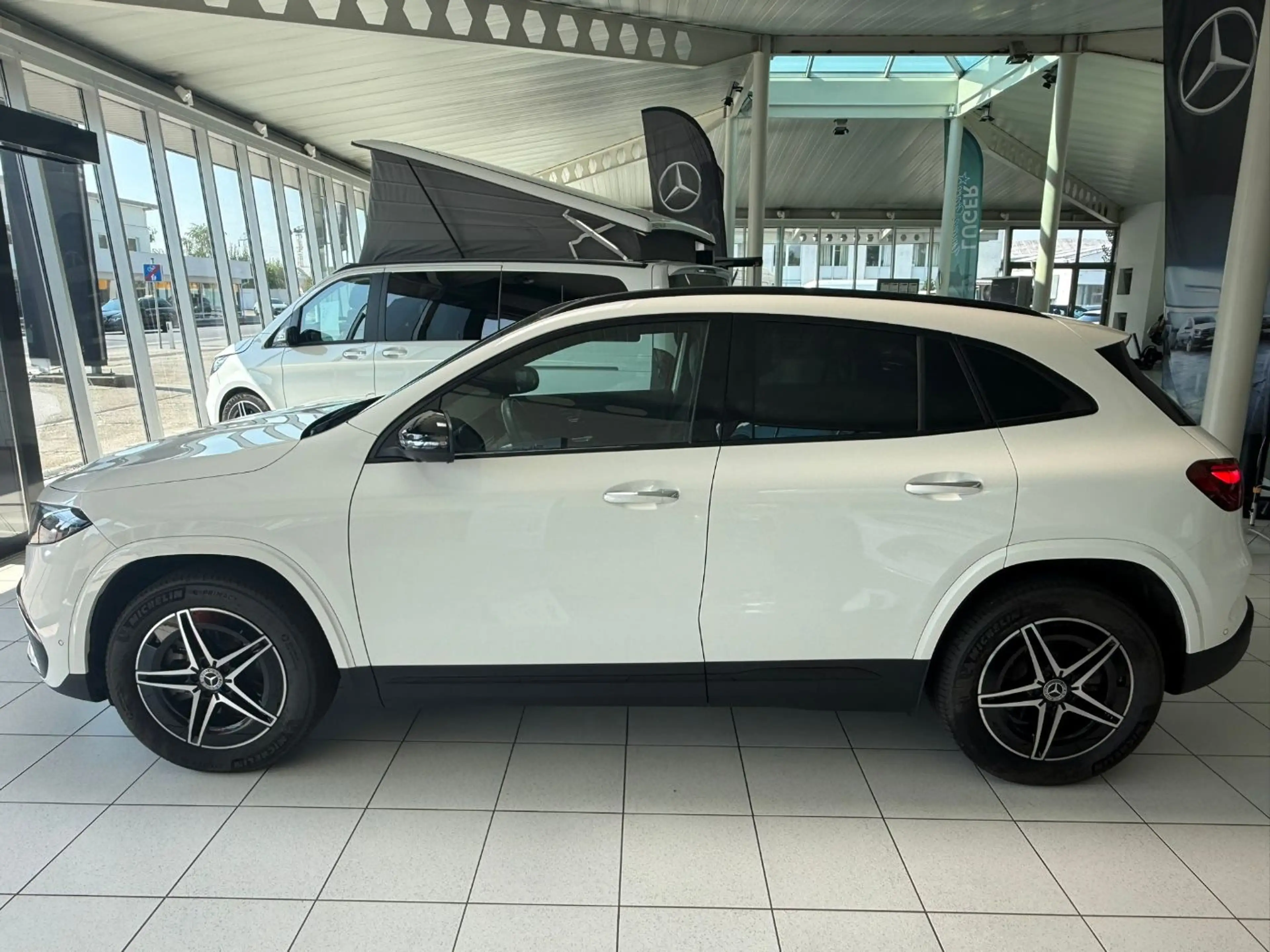Mercedes-Benz EQA 250 + KeyGo PTS Shz LED Distr Ambi FAP MBUX — photo 8