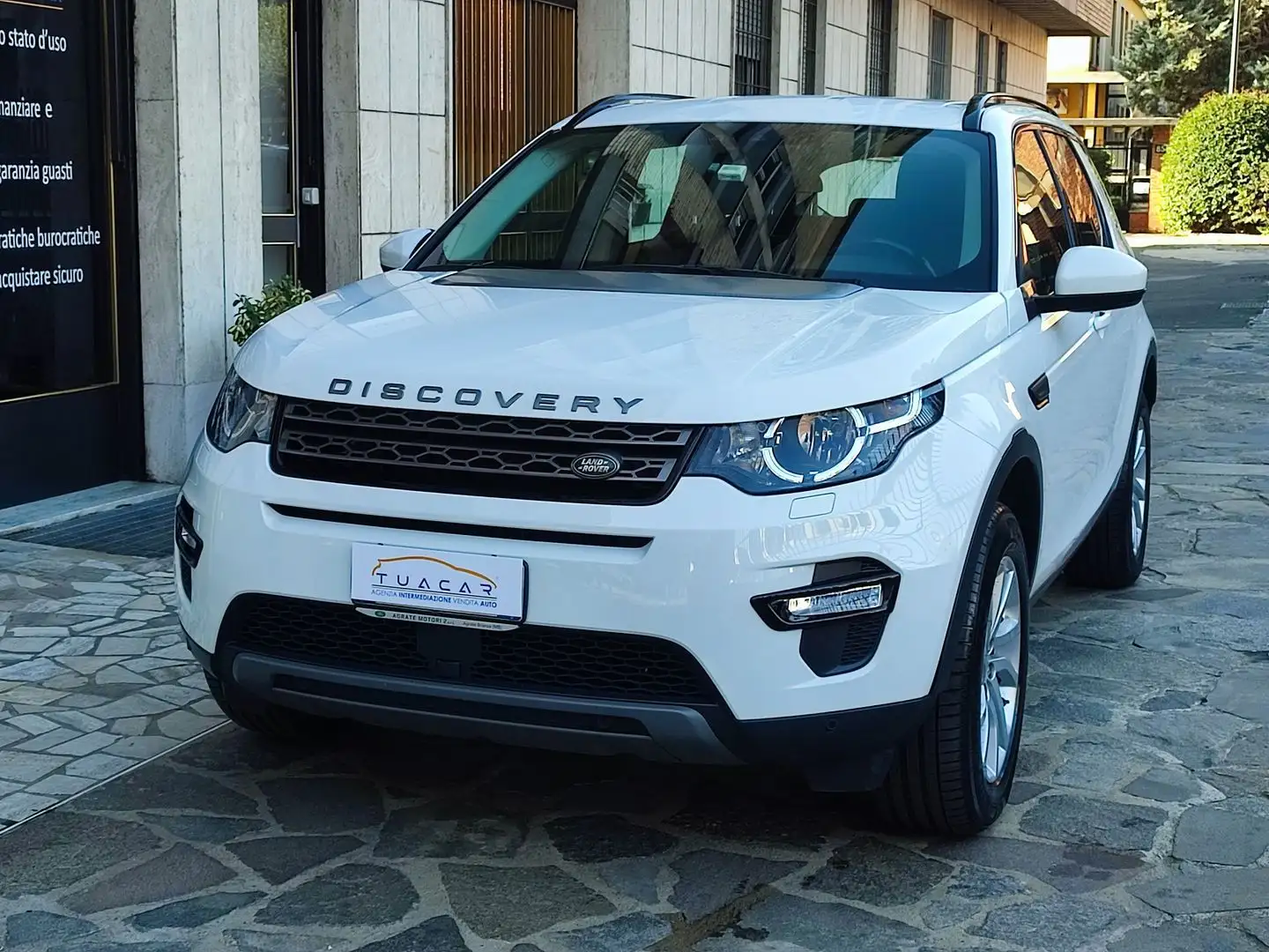 Land Rover Discovery Sport 2.0 Si4 SE Blanc - 2