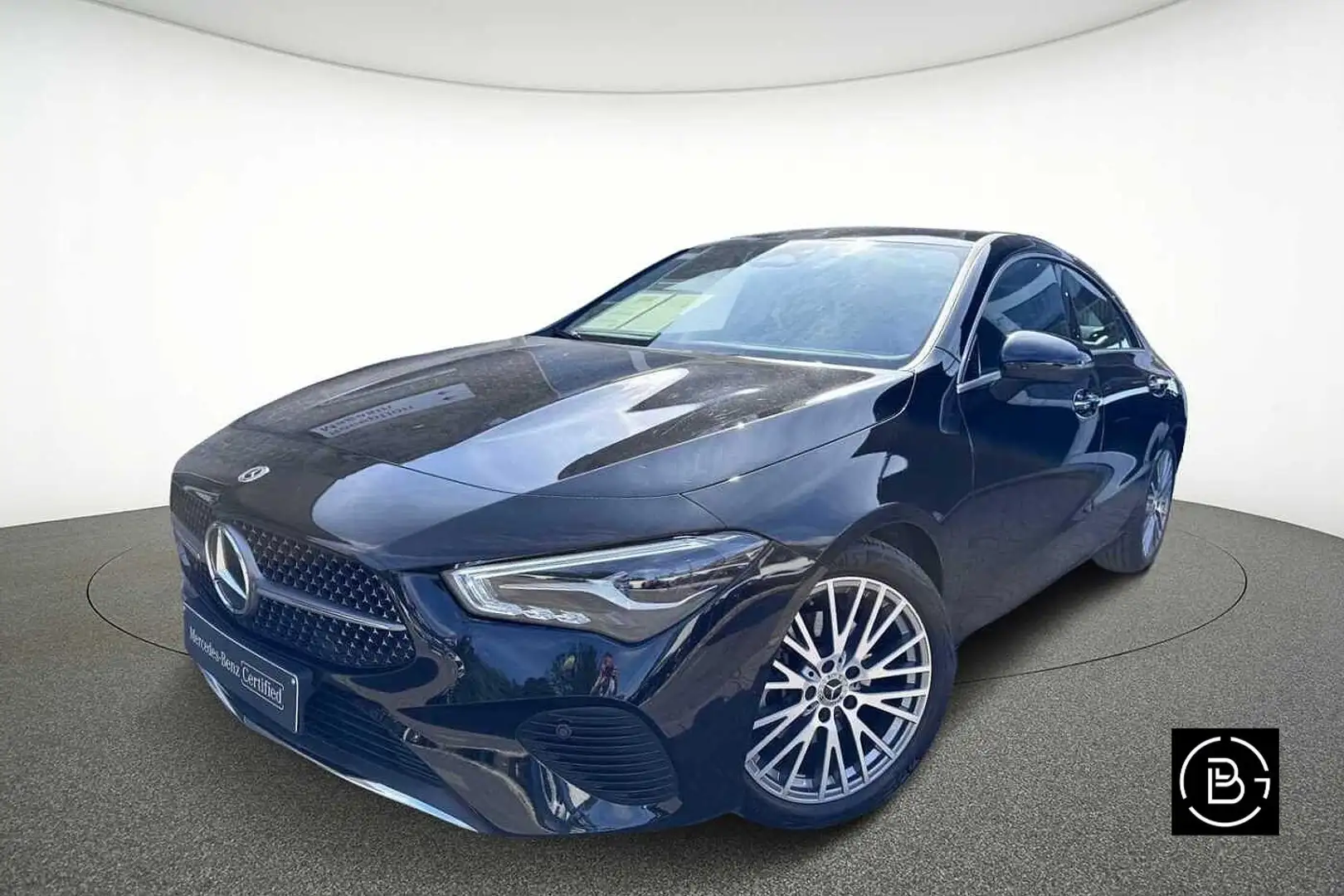 Mercedes-Benz CLA 180 Coupé Luxury Line - Top Options Schwarz - 1