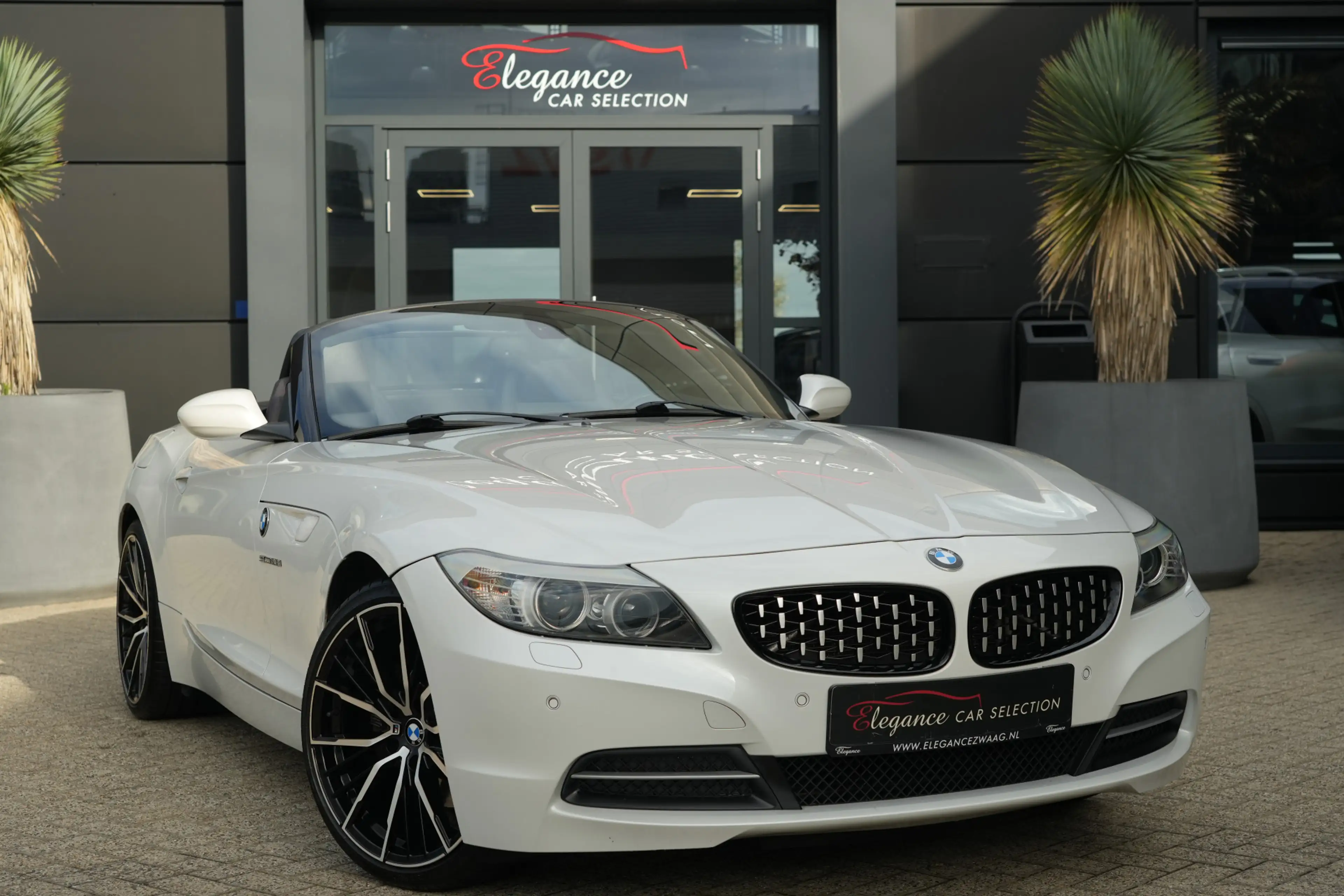 BMW Z4 Roadster sDrive28i Executive — photo 8