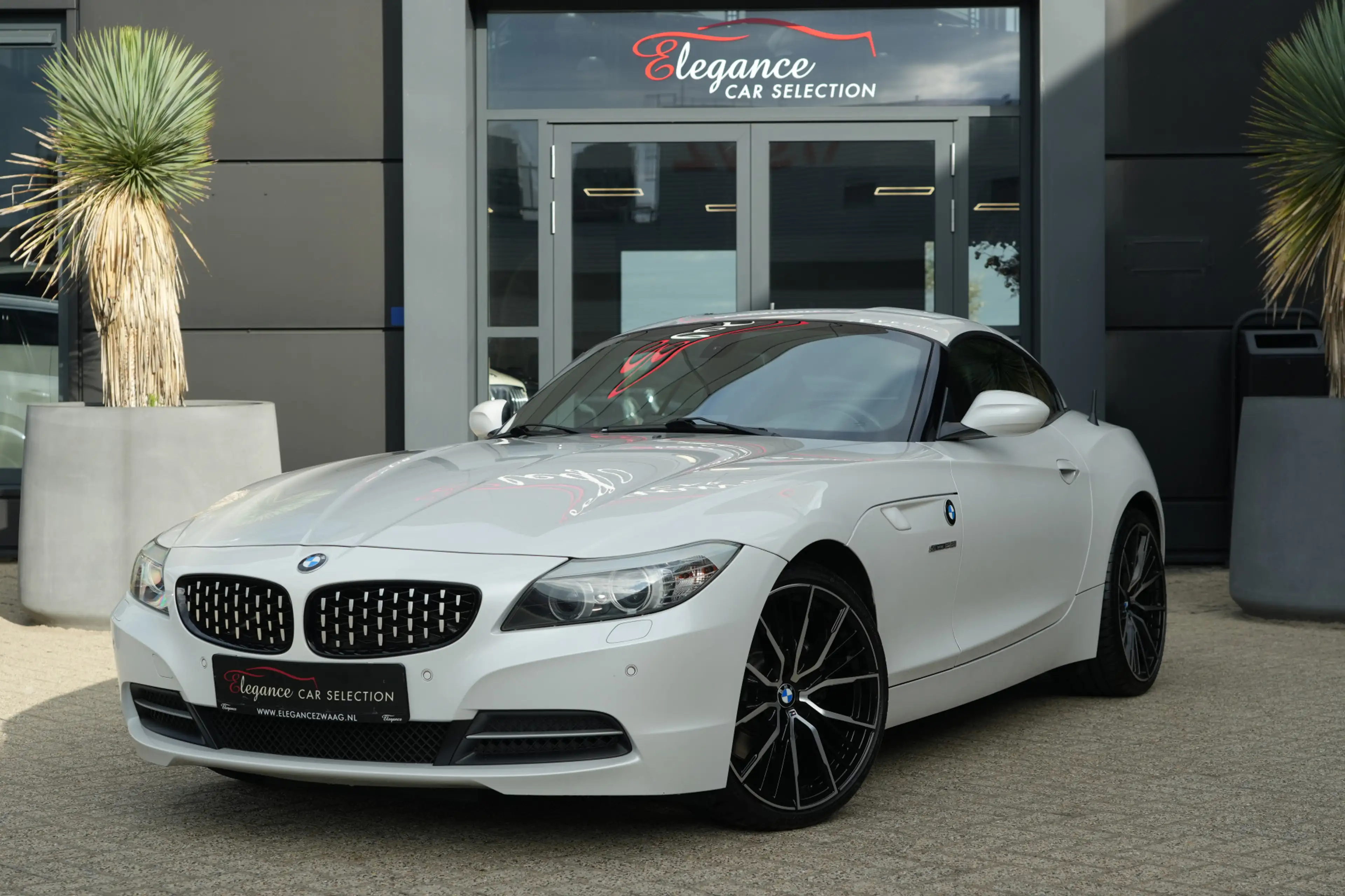 BMW Z4 Roadster sDrive28i Executive — photo 24