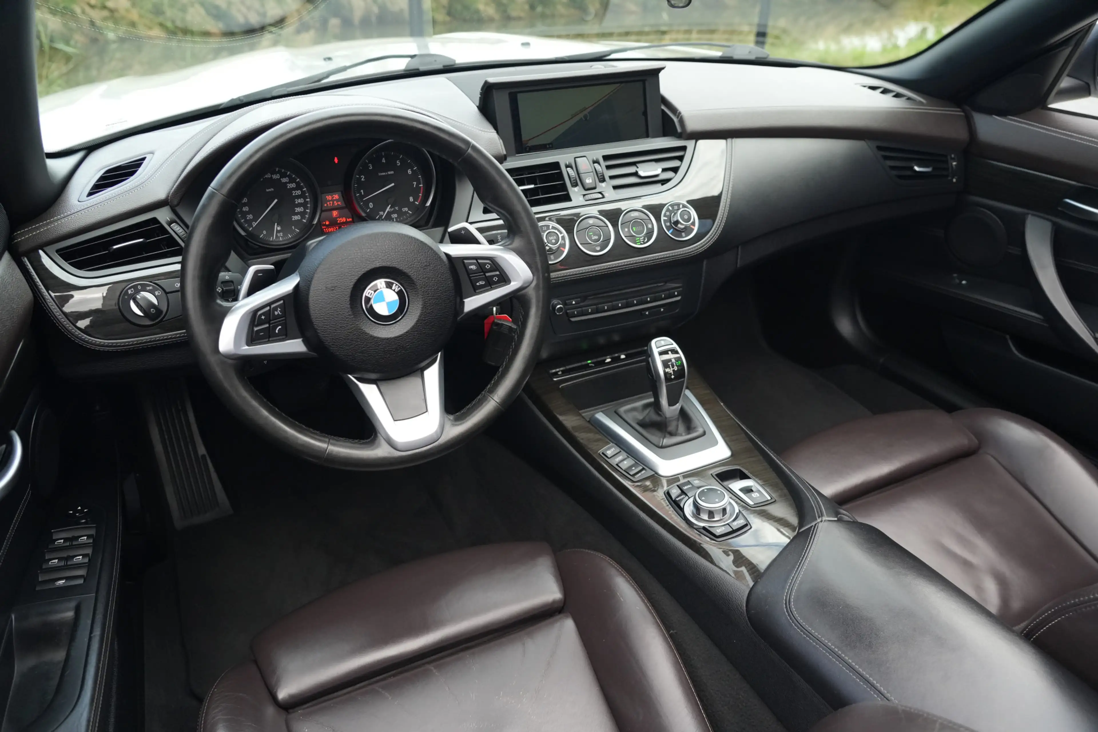 BMW Z4 Roadster sDrive28i Executive — photo 11