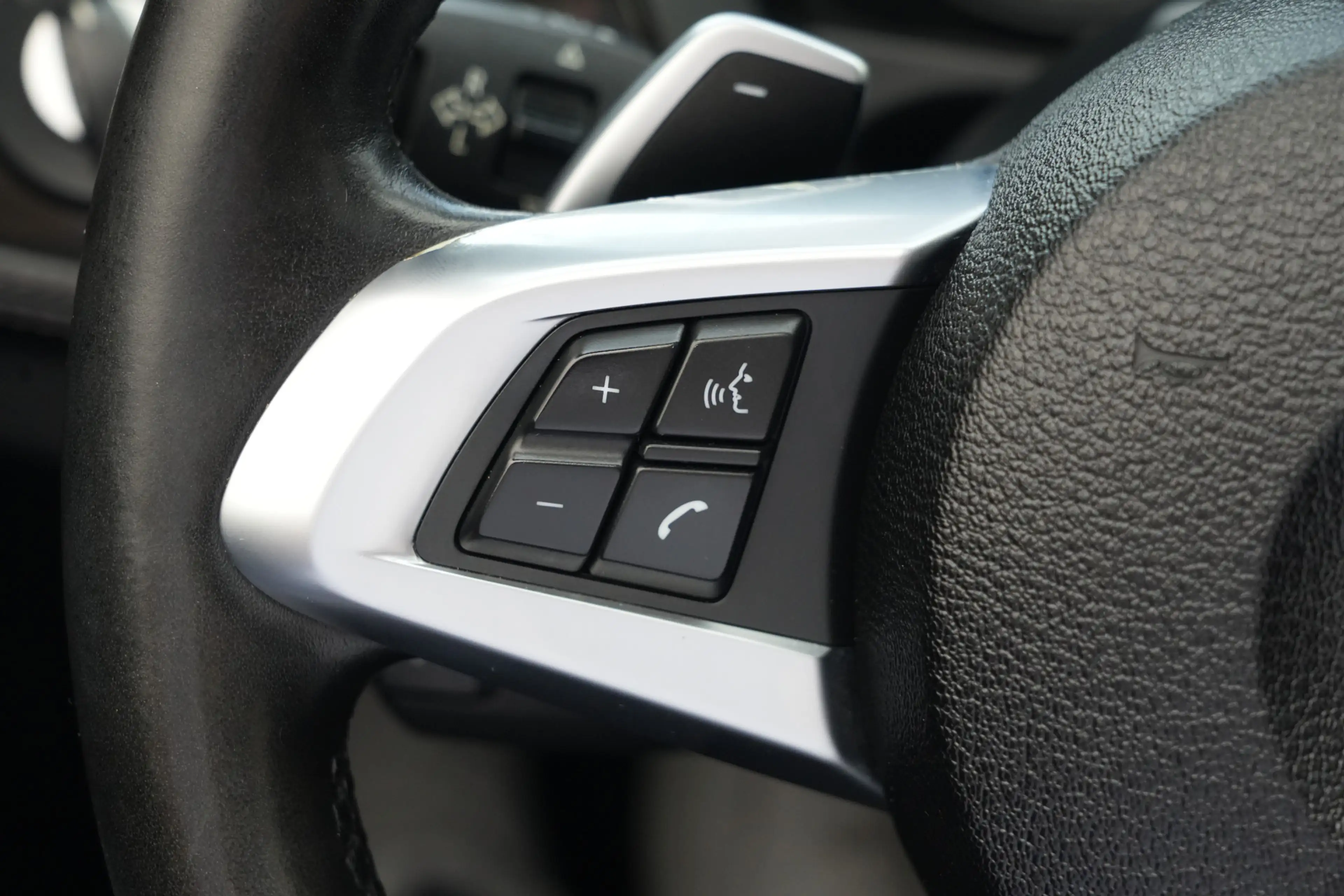 BMW Z4 Roadster sDrive28i Executive — photo 20