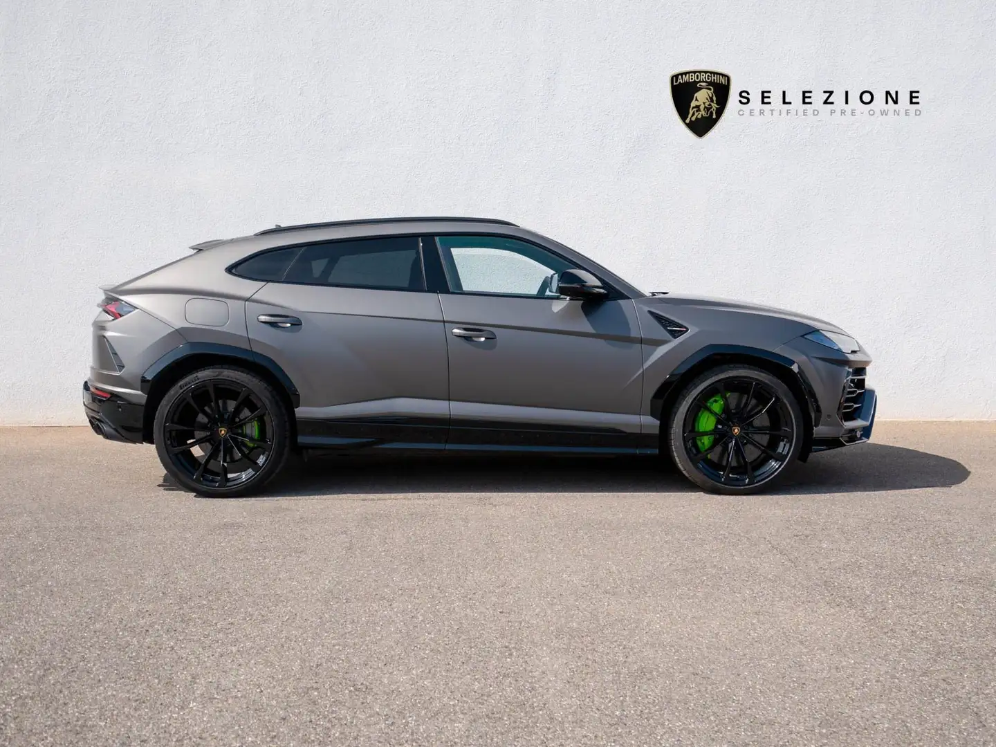 Lamborghini Urus 23" B&O PANO MASSAGE AHK PARK ASSIST BIG CARBON Gris - 2
