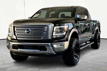 Platinum Reserve 4x4 4dr Crew Cab