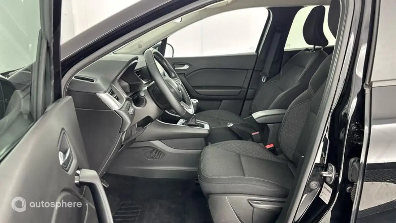 Renault Captur — photo 12