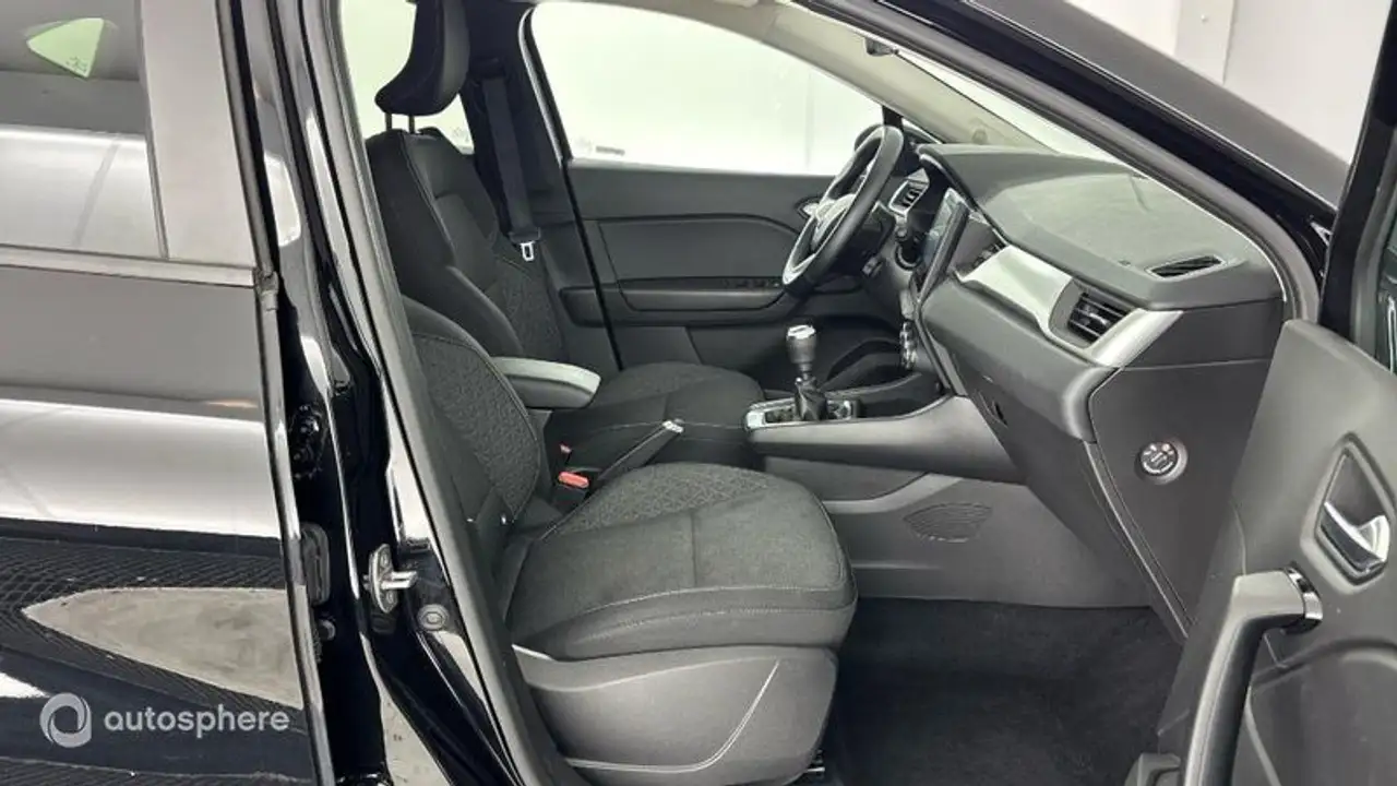 Renault Captur — photo 15