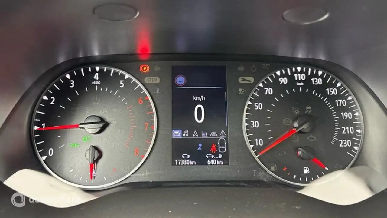 Renault Captur — photo 10