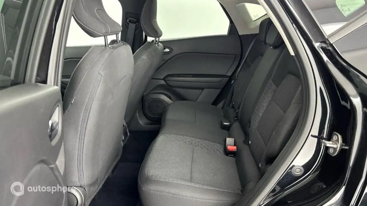 Renault Captur — photo 13
