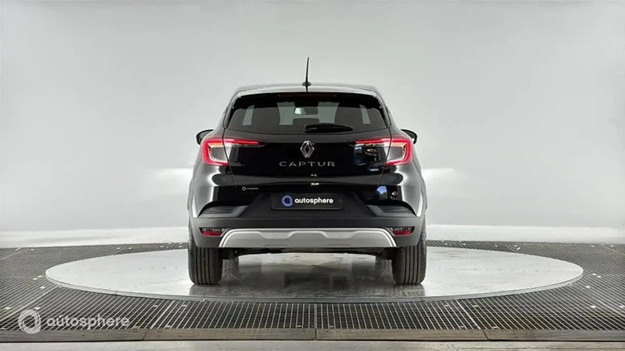 Renault Captur — photo 6