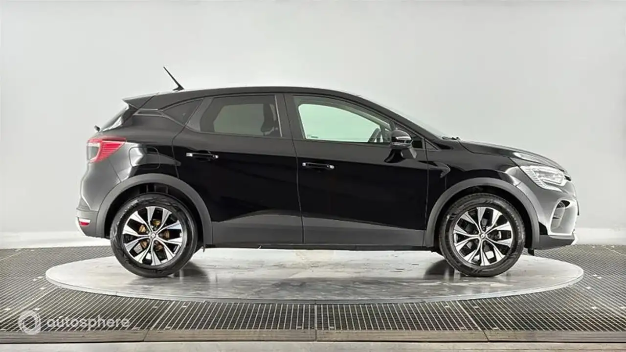 Renault Captur — photo 4