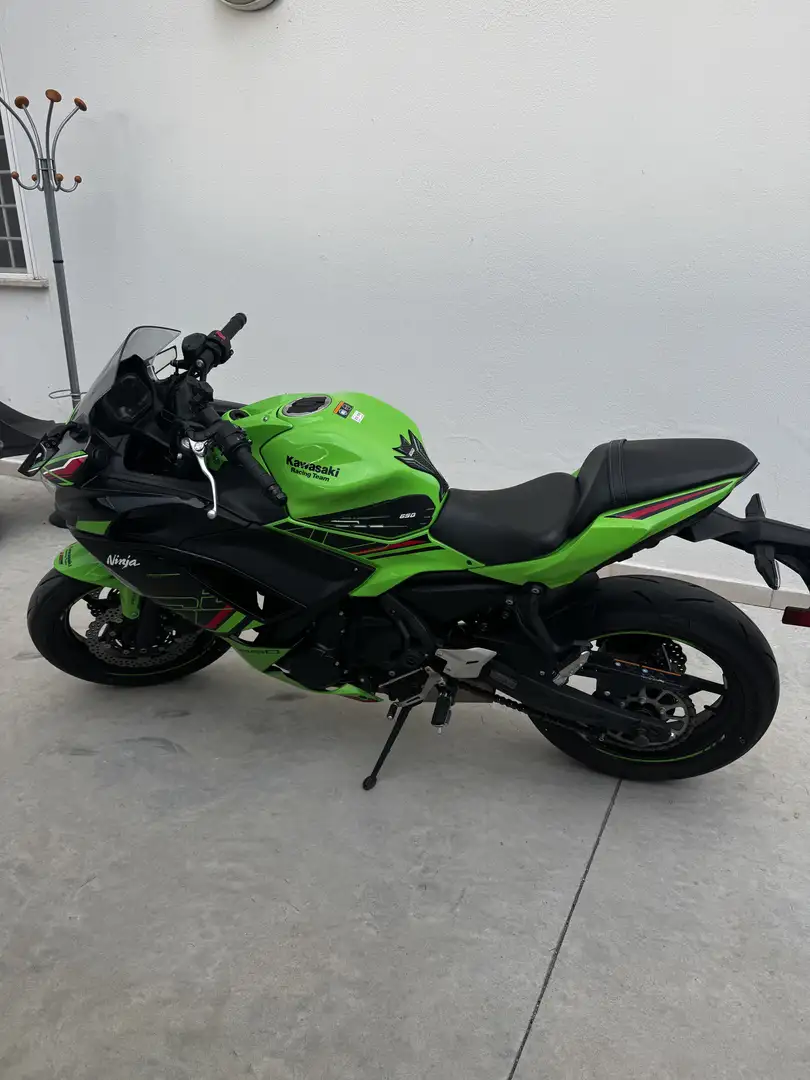 Kawasaki Ninja 650 - 1