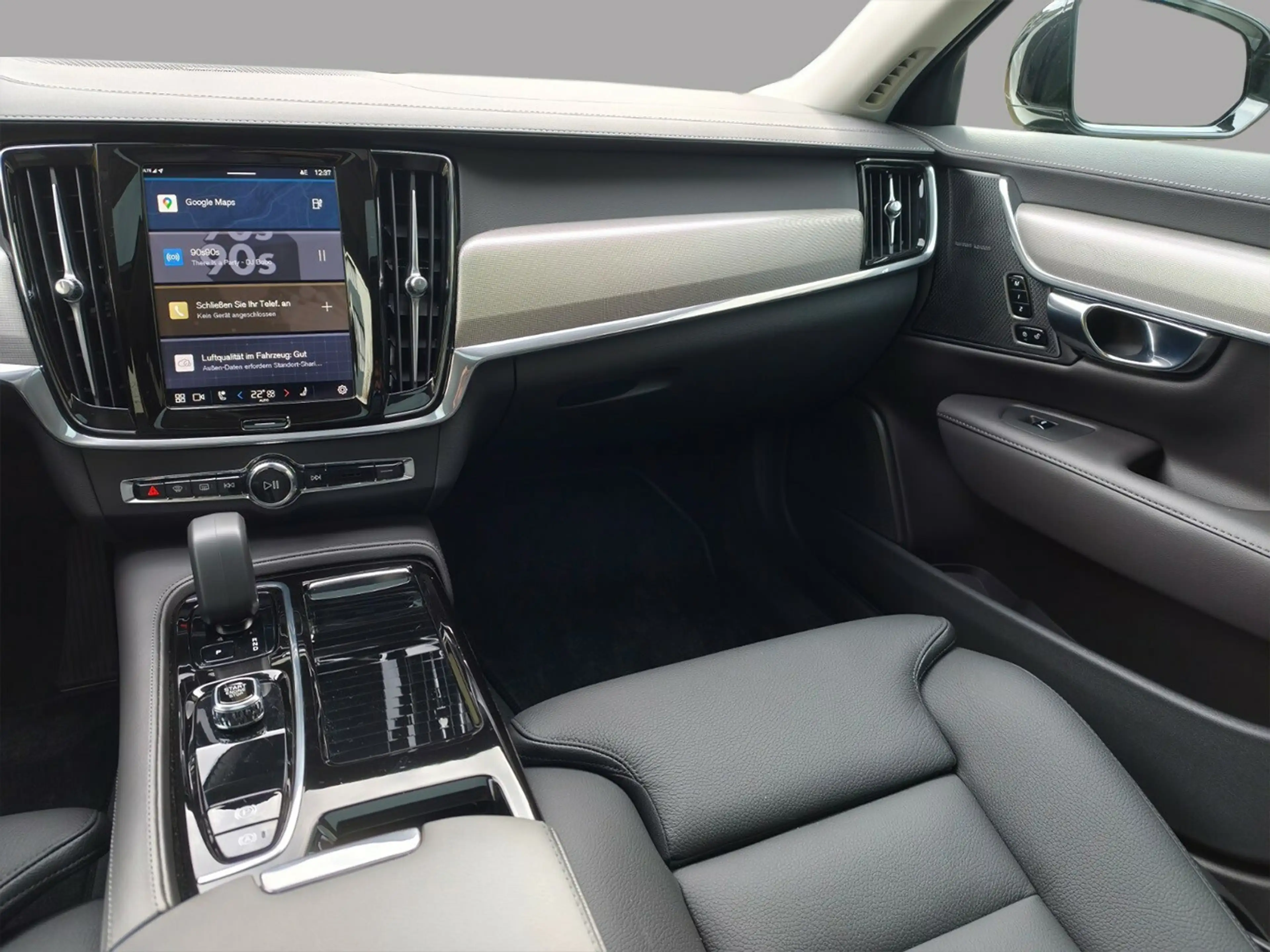 Volvo S90 T8 PLUS DARK PANO 360° GAR27 — photo 15