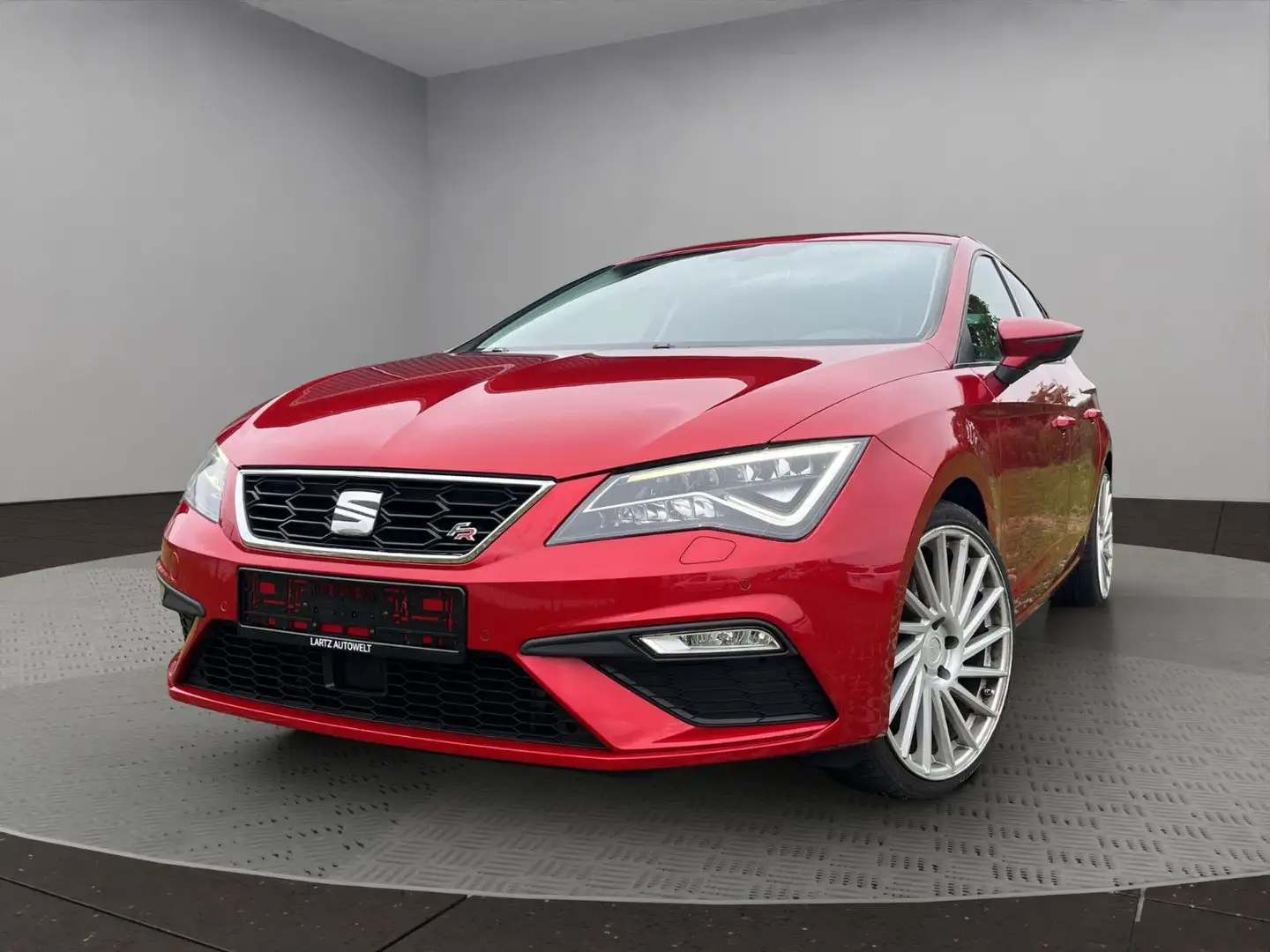 SEAT Leon FR DSG/LED/Carplay/ACC Rouge - 1
