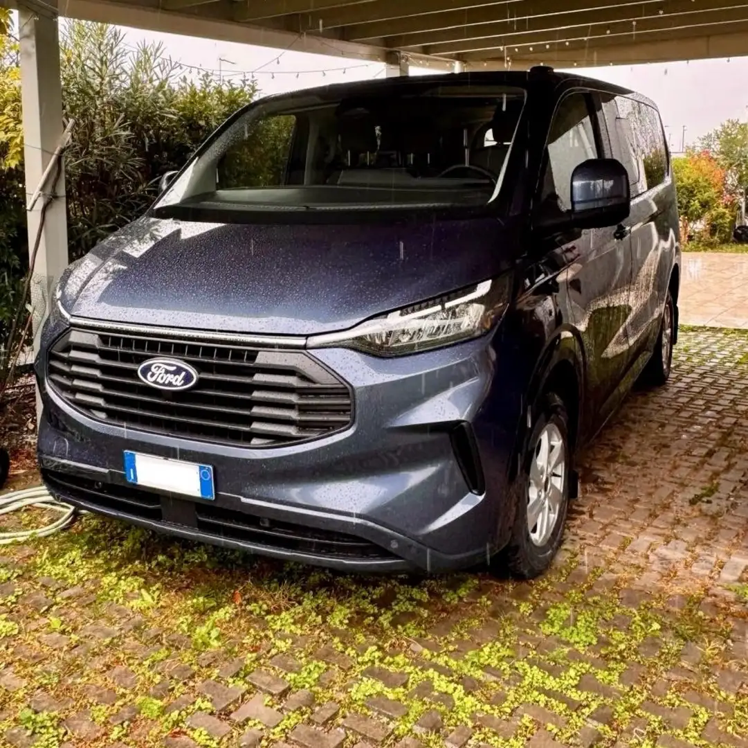 Ford Transit Custom Combi Titanium 2.0 Ecoblue 170 cv 4x4 AWD Blu/Azzurro - 1