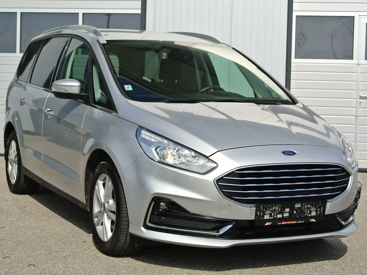 Ford Galaxy 2.0 EcoBlue Titanium Aut. * AHK * LED * NAVI * - 1