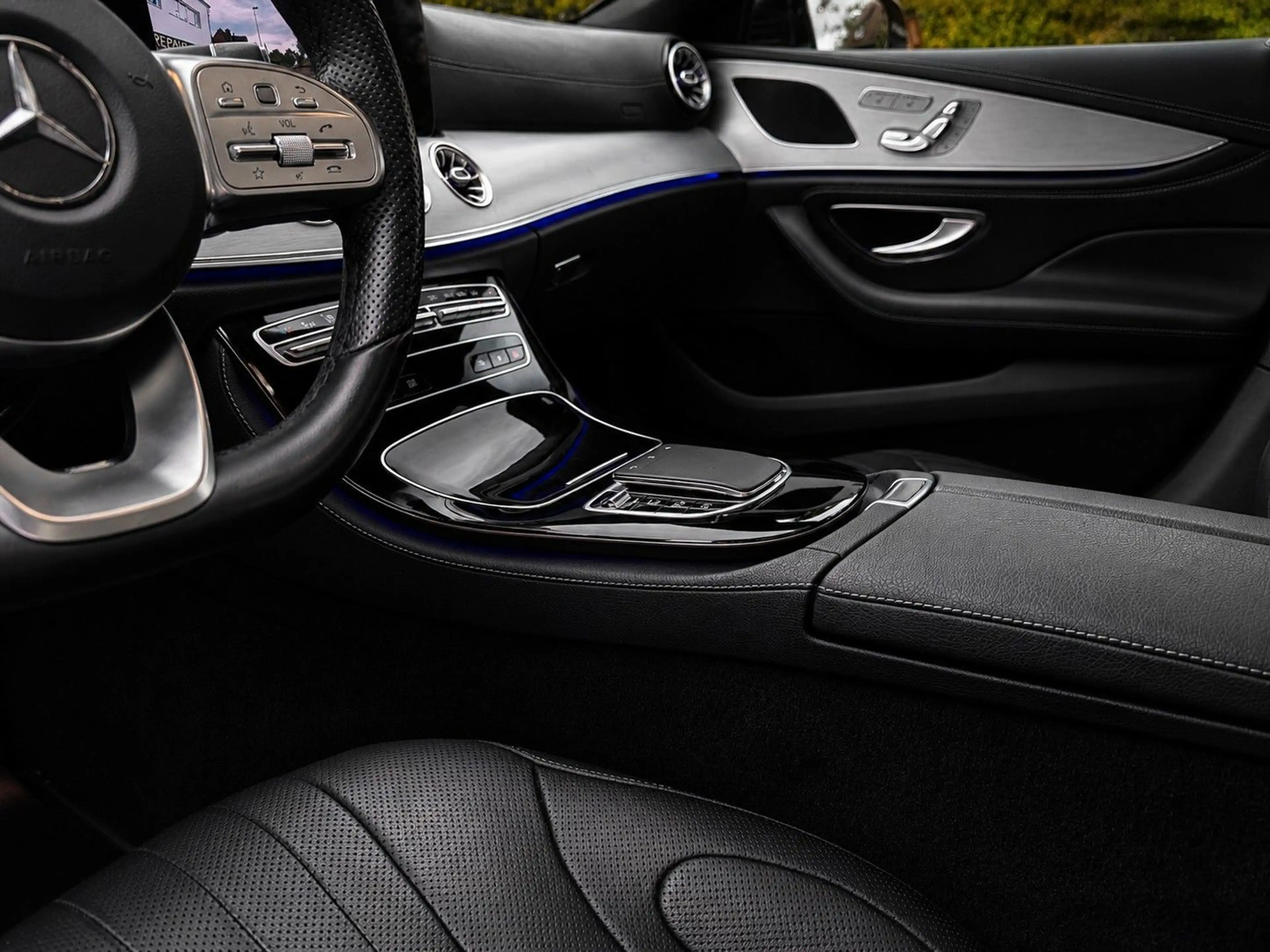 Mercedes-Benz CLS 450 4Matic AMG /S-DACH/360°/DISTR/SPUR/TOTW — photo 15