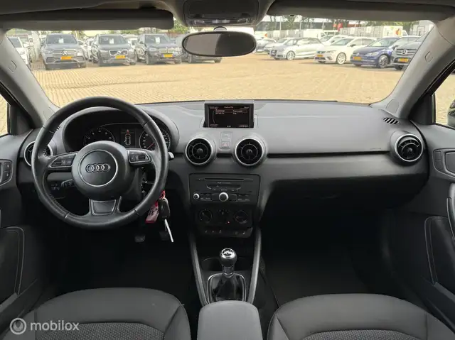 Audi A1 view 2