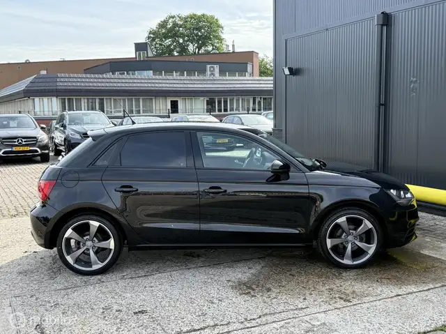 Audi A1 view 9