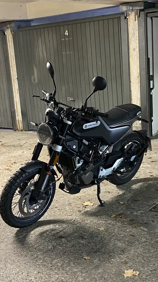Husqvarna Svartpilen 125 - 1