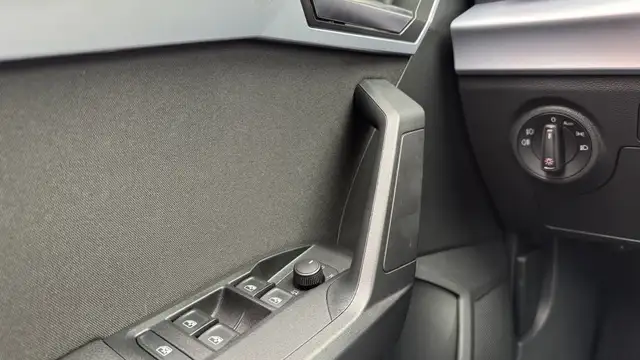 SEAT Ibiza view 25