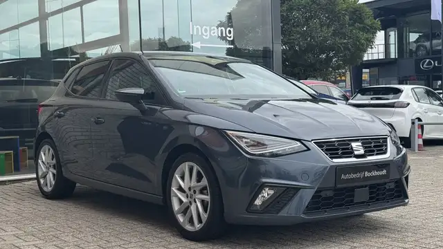 SEAT Ibiza view 3