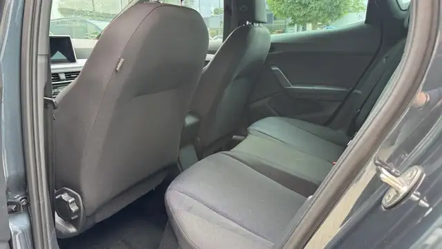 SEAT Ibiza view 12