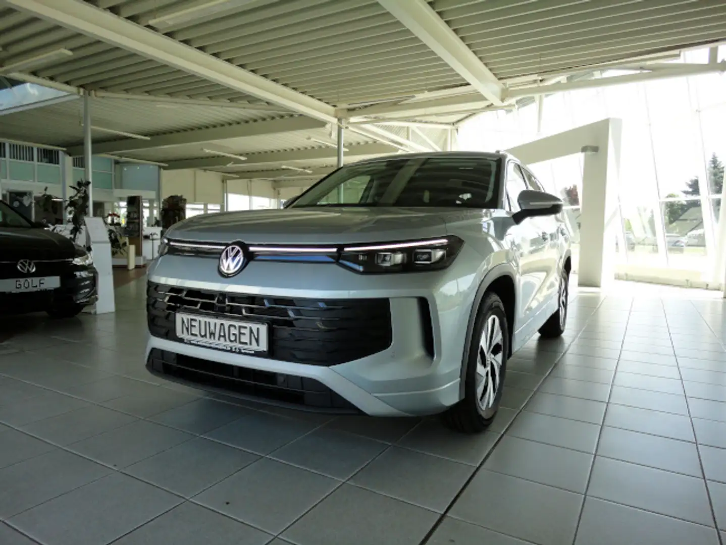 Volkswagen Tayron Life PHEV eHybrid OPF 110 kW (150 PS) / 85 kW (115 Argent - 1