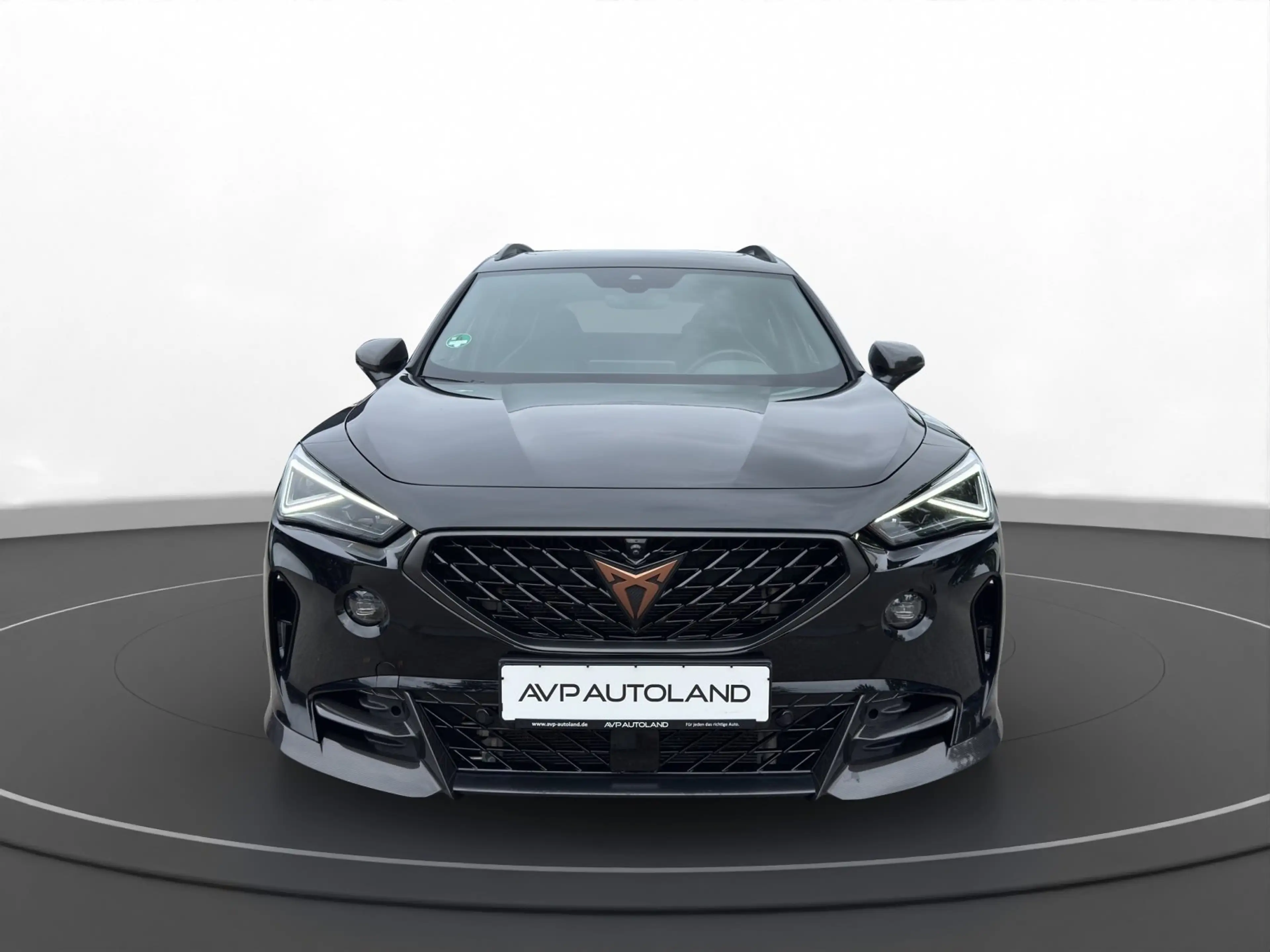 CUPRA Formentor VZ5 Formentor 2.5 TSI DSG 4Drive VZ5 | PANO | NAVI — photo 3