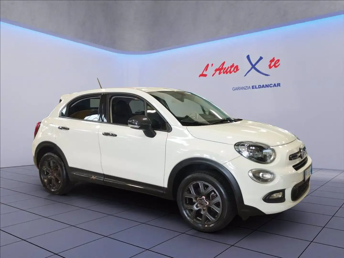 Fiat 500X 1.3 T4 City Cross 150cv dct Bianco - 1