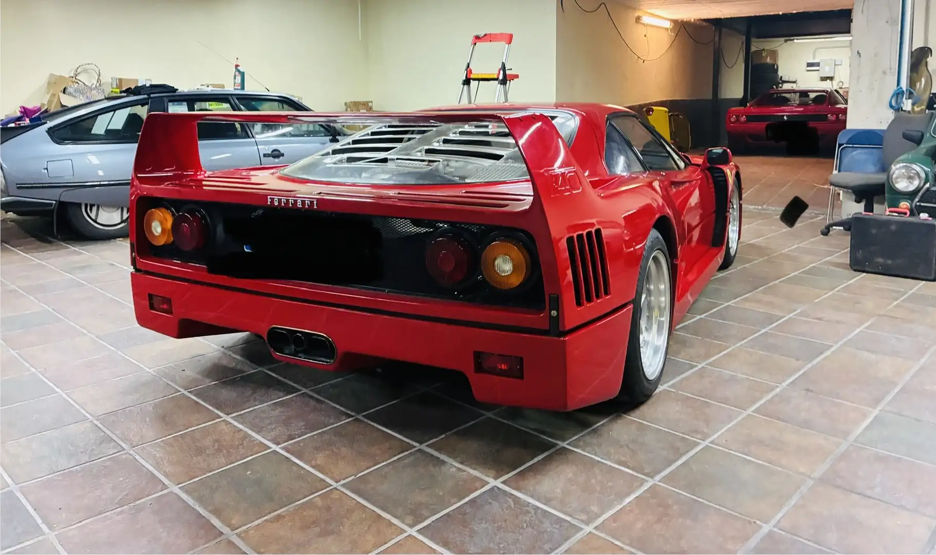 Ferrari F40 estado original a todo detalle no requiere restaur - 1