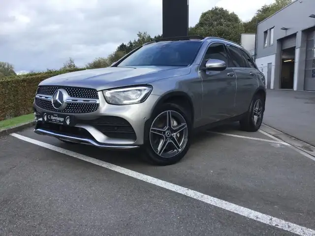 Mercedes-Benz 200 Diesel Off-Road