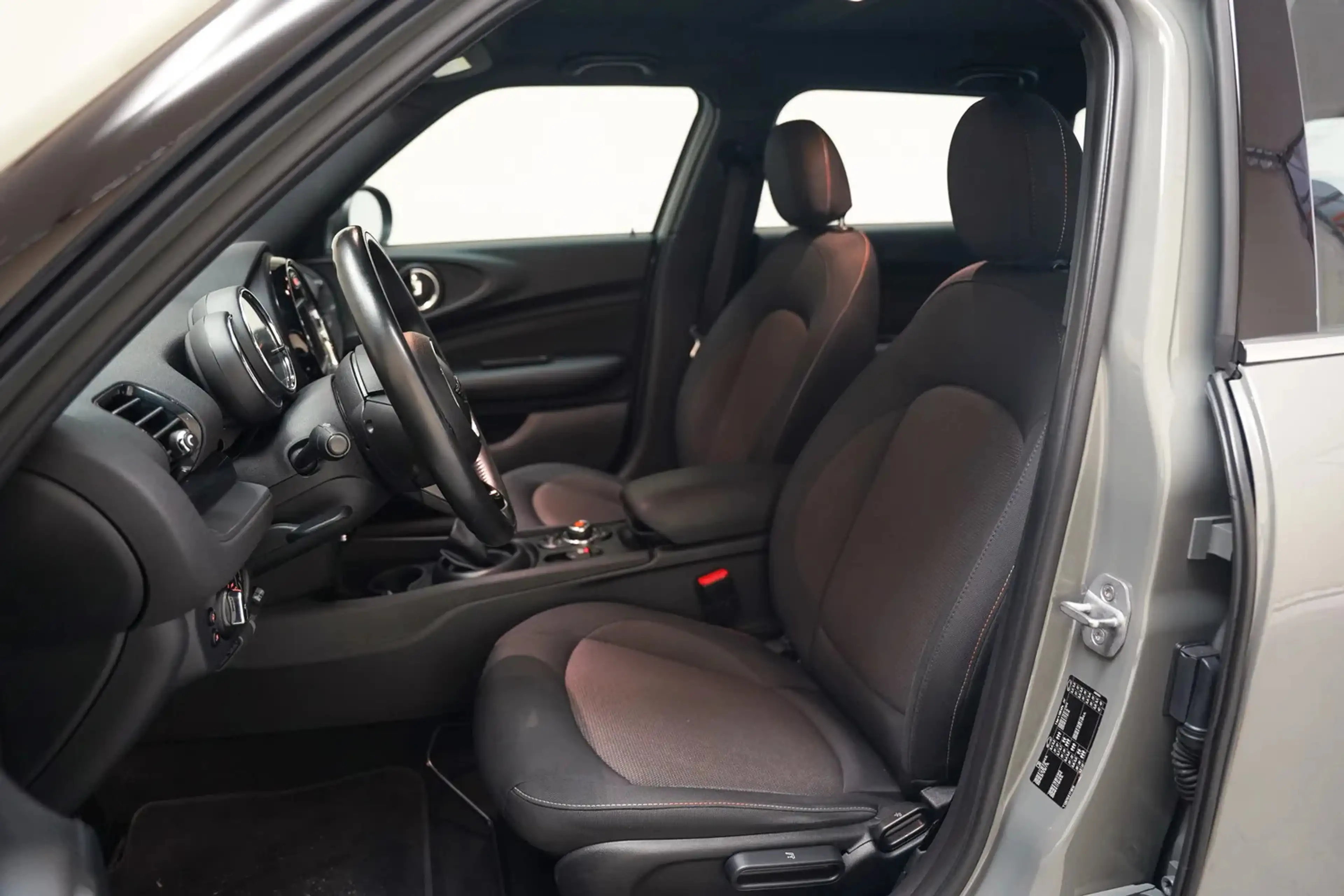 MINI Cooper Clubman 1.5 Salt Business [ Navi Climate Trekhaak ] — photo 9