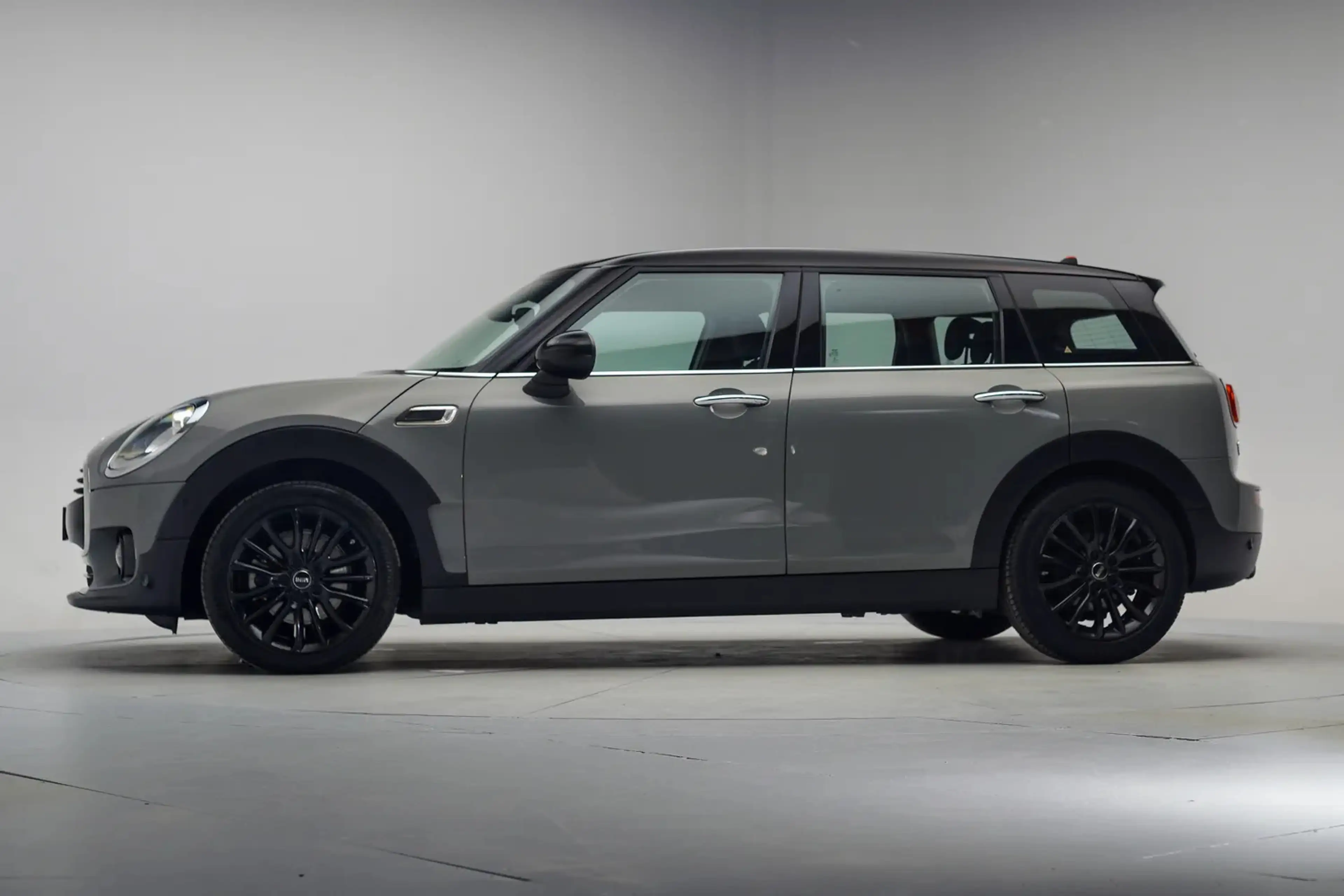 MINI Cooper Clubman 1.5 Salt Business [ Navi Climate Trekhaak ] — photo 2