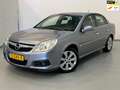 Opel Vectra 1.8-16V Executive / Export / Leder / Xenon / Trekh Gri - thumbnail 1