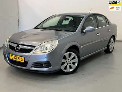 Opel Vectra 1.8-16V Executive / Export / Leder / Xenon / Trekh