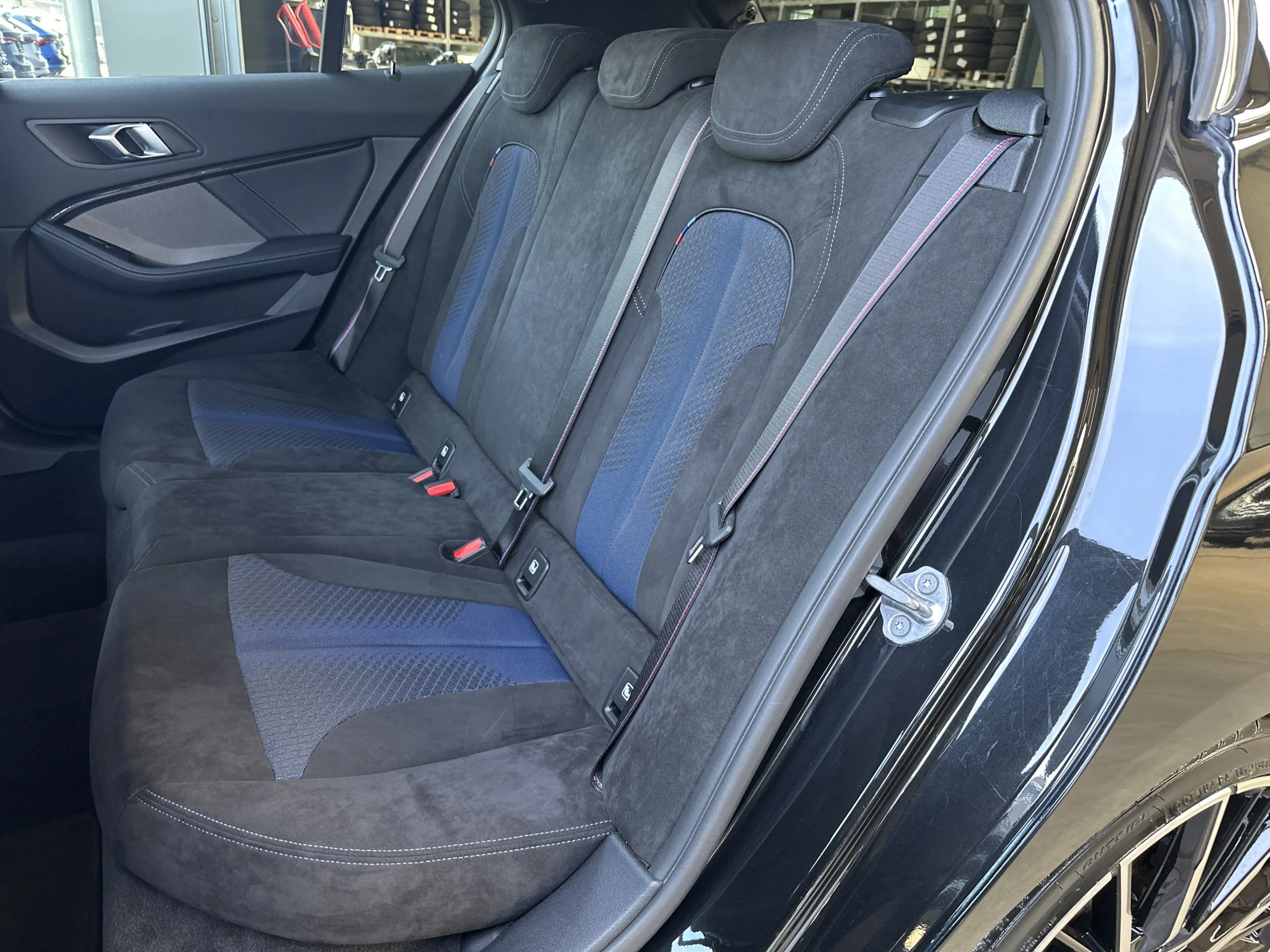 BMW 135 i xDrive NAV+LED+KEYLESS+KAMERA+H&K+19ZO+1HD — photo 10