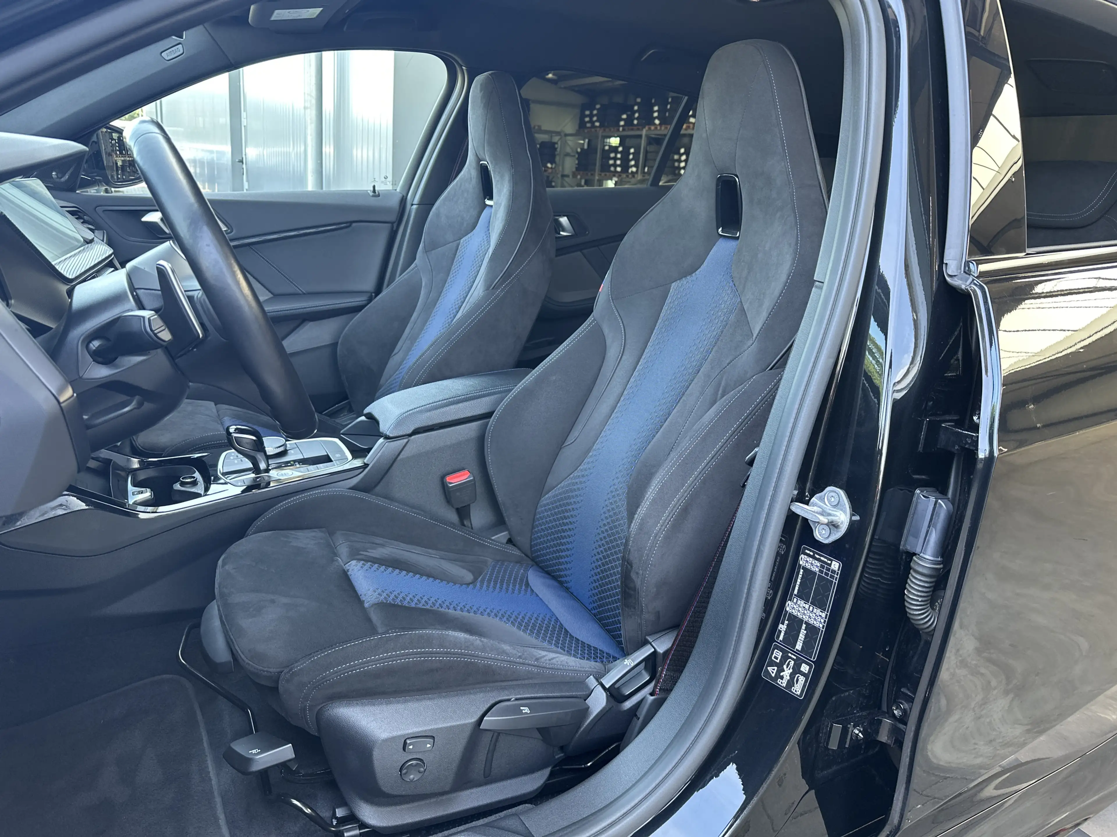 BMW 135 i xDrive NAV+LED+KEYLESS+KAMERA+H&K+19ZO+1HD — photo 9