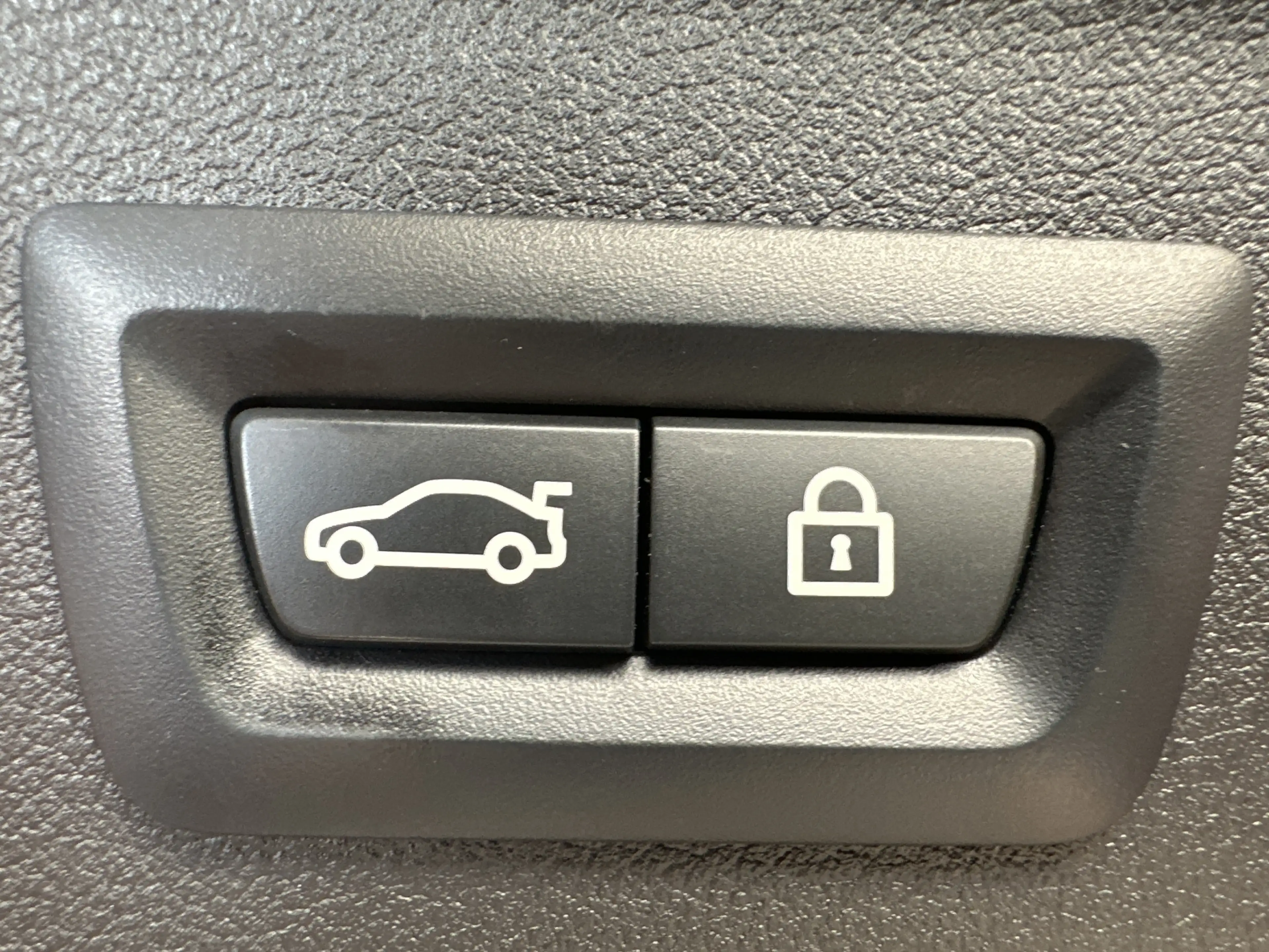 BMW 135 i xDrive NAV+LED+KEYLESS+KAMERA+H&K+19ZO+1HD — photo 7