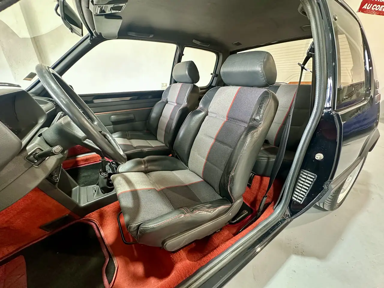 Peugeot 205 1.9i GTi, foto 5