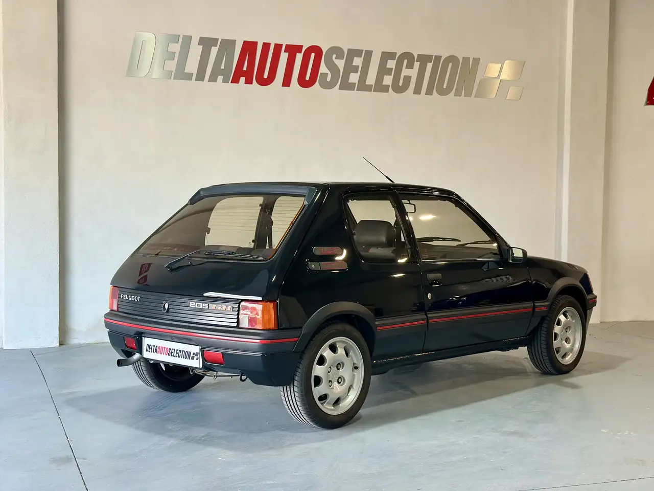 Peugeot 205 1.9i GTi, foto 2