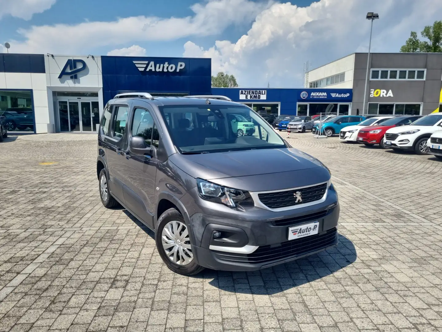 Peugeot Rifter BlueHDI 100 S&S Active Standard Grigio - 2