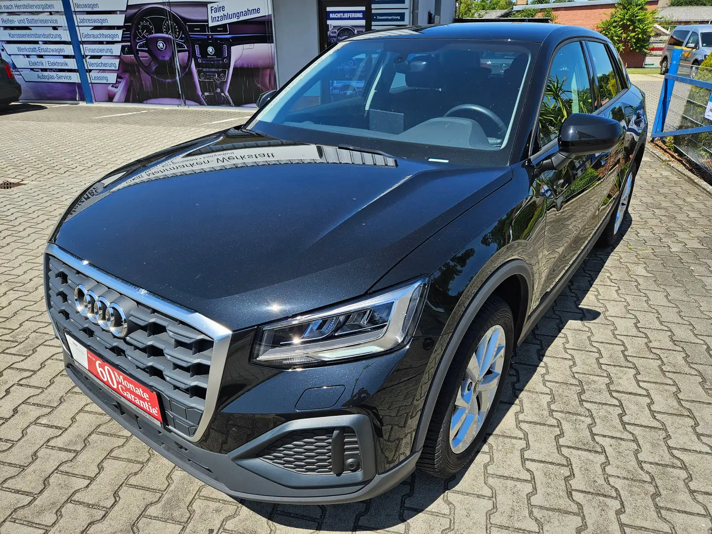 Audi Q2 30 TFSI basis Negro - 2