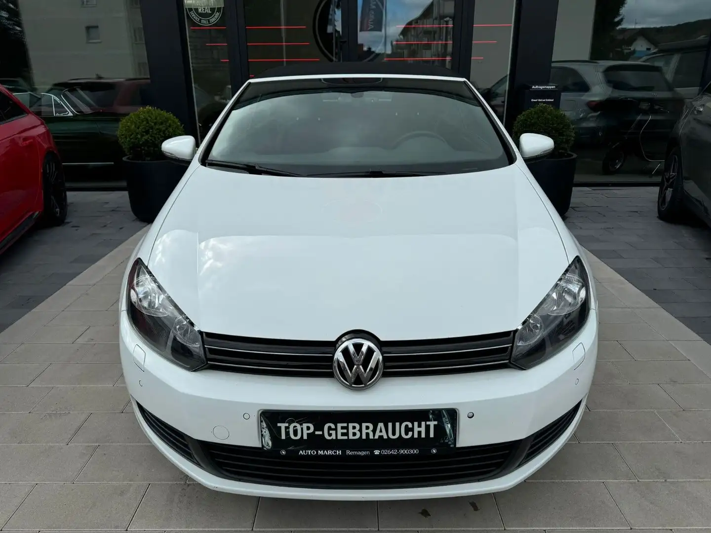 Volkswagen Golf VI 1.6 TDI Cabriolet Basis BMT Blanc - 2